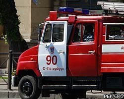 Серьезный пожар под Петербургом: существует угроза взрыва