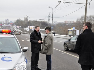 На юге Москвы сотрудник СКП сбил женщину и попытался скрыться