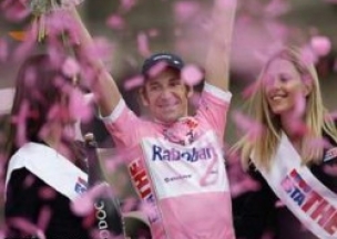 Меньшов стал победителем "Джиро д'Италия"