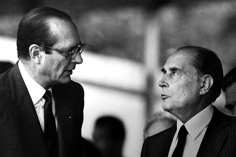 В 1976 году Ширак ушел в оппозицию и возглавил партию &laquo;Объединение в поддержку республики&raquo;. В марте 1977 года он стал первым мэром Парижа, избранным всеобщим голосованием, что позже станет для него важным подспорьем в борьбе за кресло президента. В феврале 1981 года выдвинул свою кандидатуру на выборах президента, но занял в первом туре только третье место, после чего поддержал Франсуа Миттерана, который был избран главой государства 10 мая 1981 года.

Популярность Ширака росла, и на парламентских выборах 1986 года его партия получила абсолютное большинство. Ширак получил кресло премьер-министра. Проводимые его правительством законы привели к падению инфляции, но не к снижению безработицы, за что его постоянно критиковали. На президентских выборах 1988 года он снова выставил свою кандидатуру и проиграл Миттерану, после чего был вынужден уйти в отставку, но был переизбран мэром Парижа
