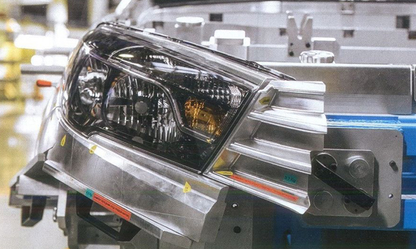 Оптика на серийной Lada Vesta окажется проще, чем на концепте