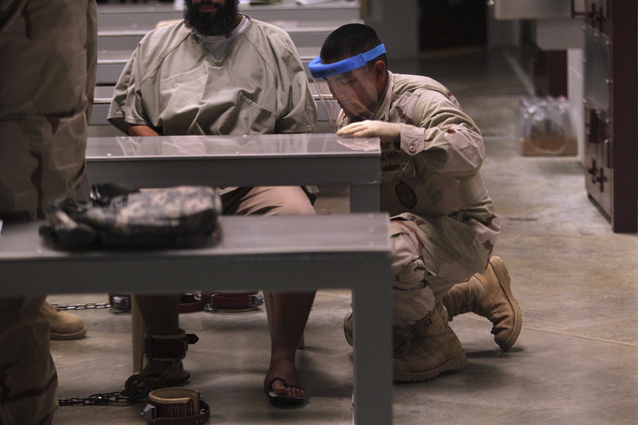 Дональд Трамп является сторонником работы Гуантанамо.

Во время второго срока Трампа на посту президента тюрьма получила вторую жизнь. В январе 2025 года Белый дом принял решение об использовании тюрьмы для временного содержания особо опасных нелегалов перед их депортацией на родину. В феврале на территорию прибыли первые задержанные&nbsp;&mdash; члены венесуэльской преступной группировки &laquo;Трен-де-Арагуа&raquo;. Также известно, что на военной базе в Гуантанамо содержался лидер Венесуэлы Николас Мадуро.