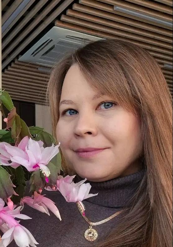 Анна Кучук