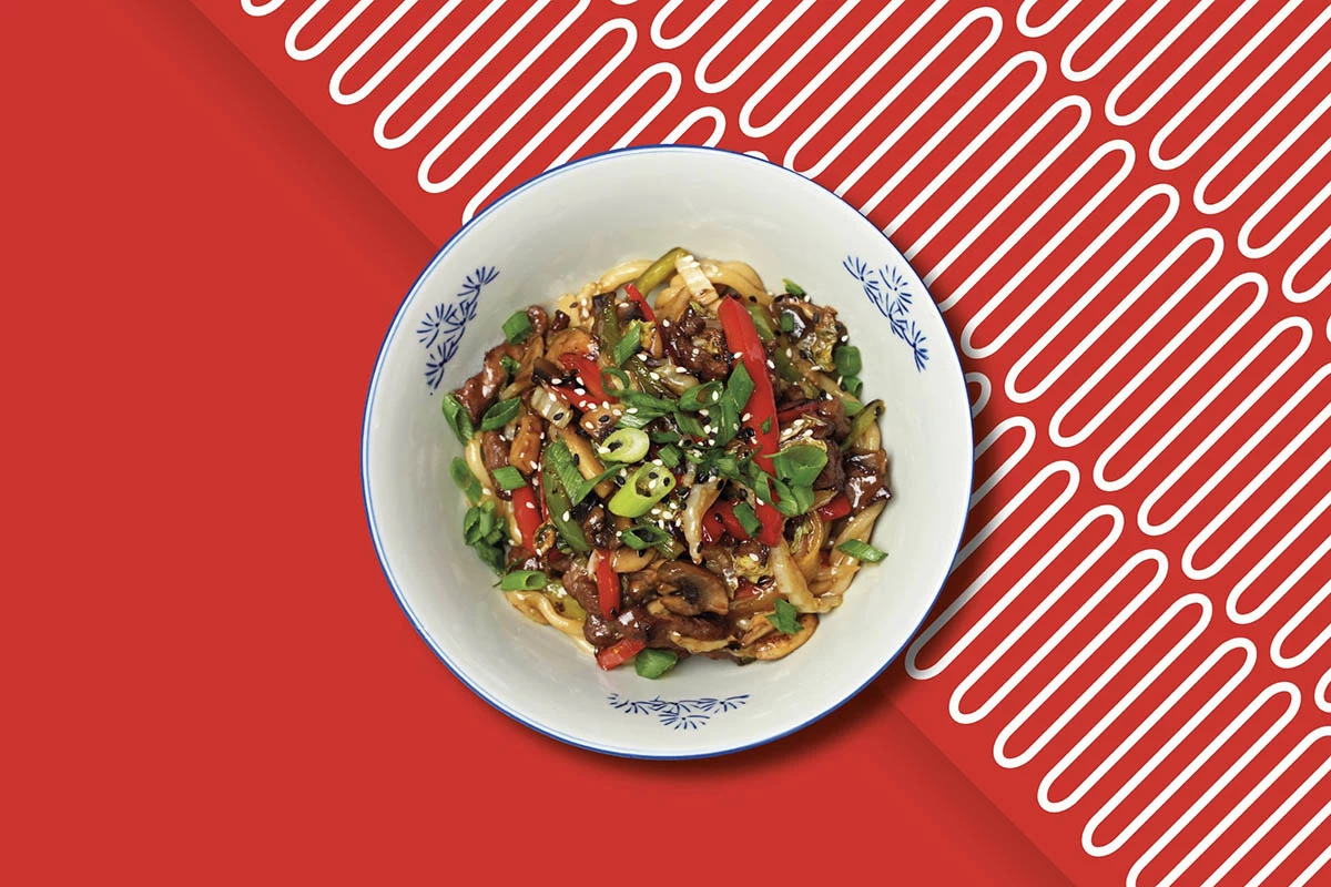 Жареная лапша с говядиной