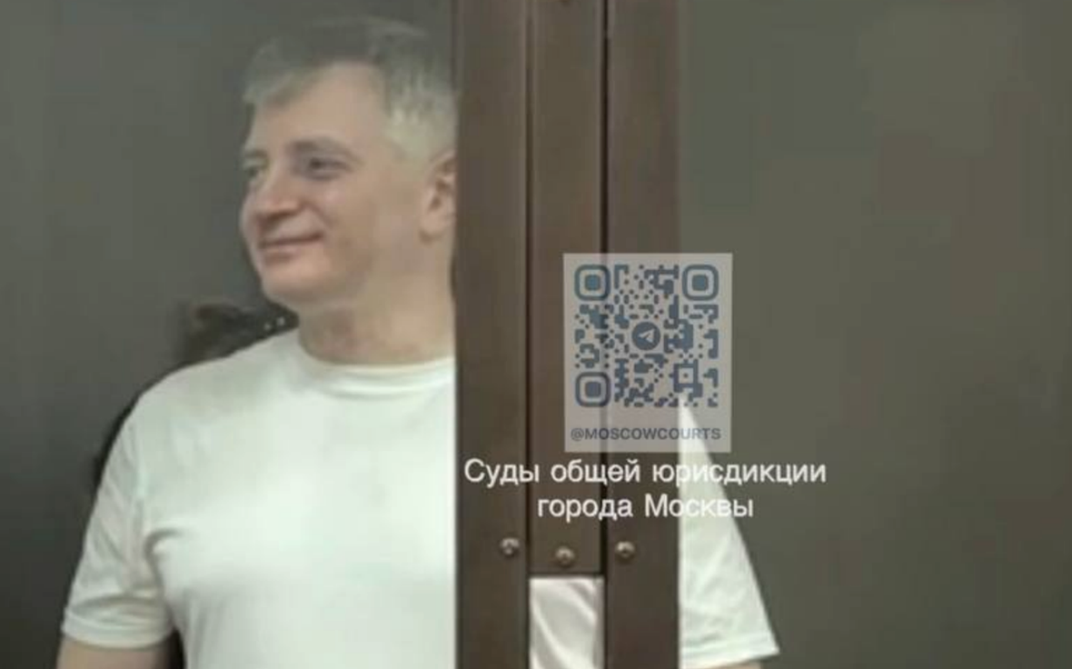 Суд конфисковал недвижимость Кибовского и семьи первого главы таможни