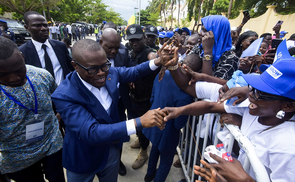 Charles Placide Tossou / Reuters