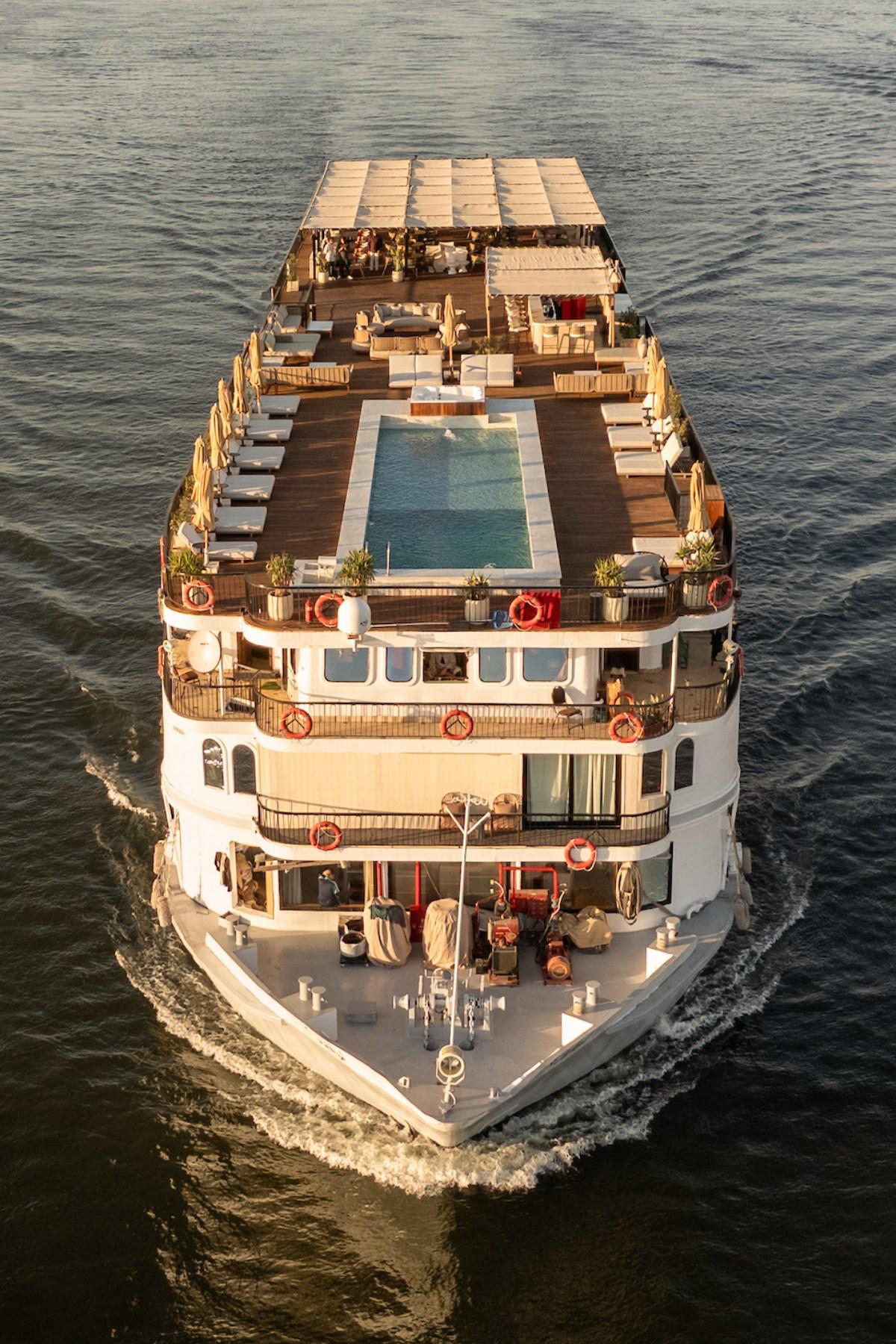 Корабль Le Fayan Suites