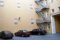 В Москве запретят парковать машины возле домов