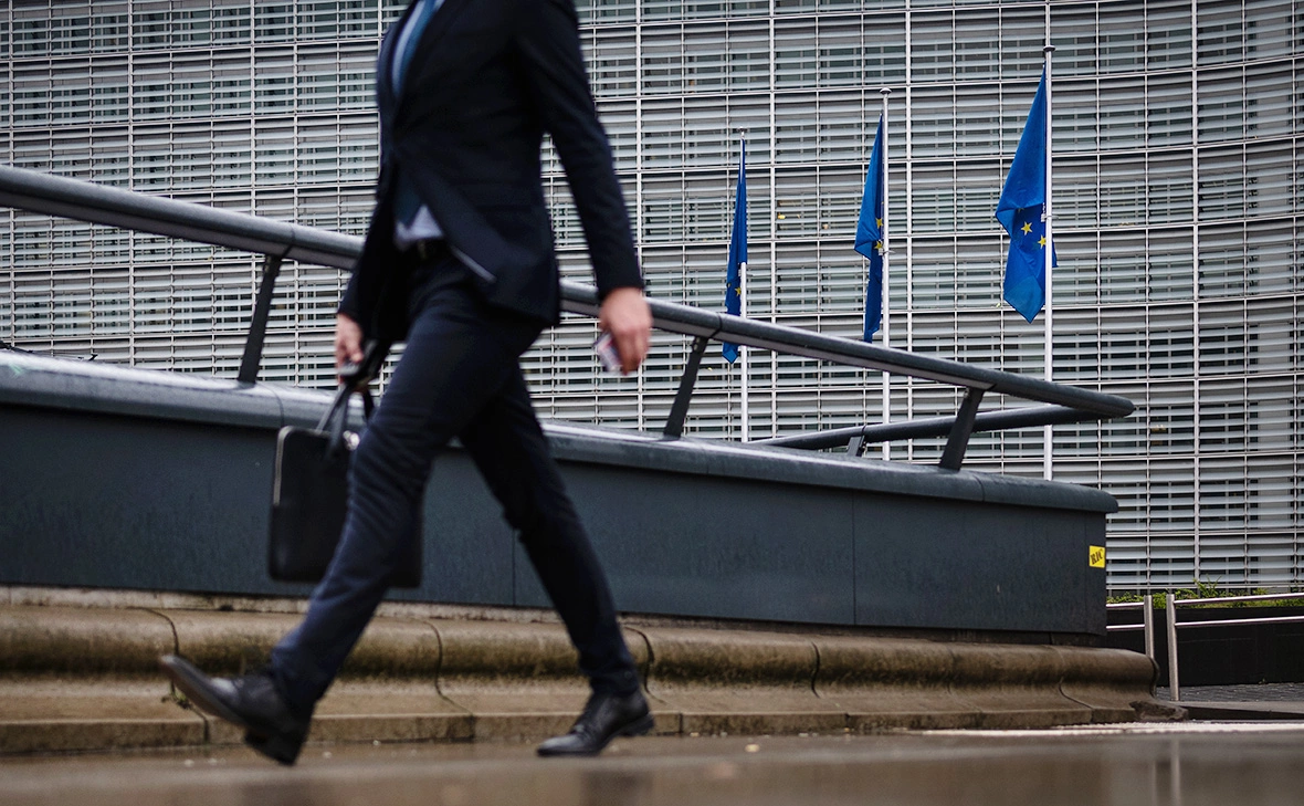 Leon Neal / Getty Images