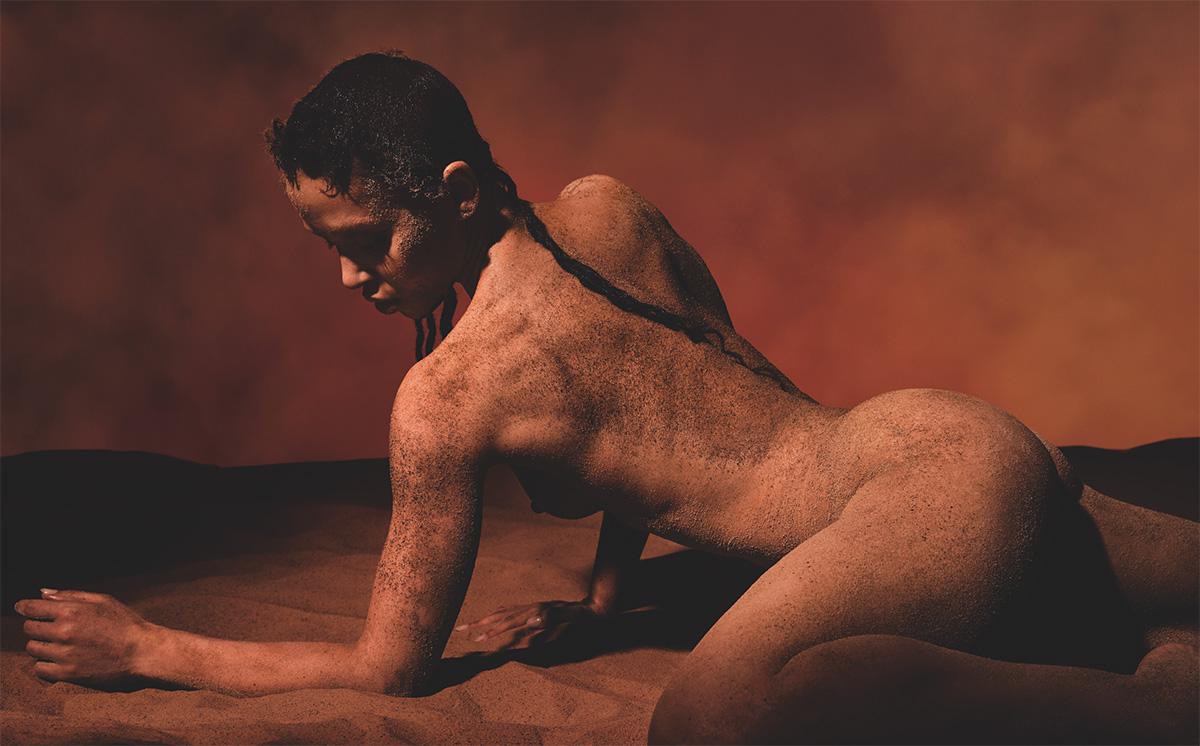 Британская певица и автор песен FKA twigs