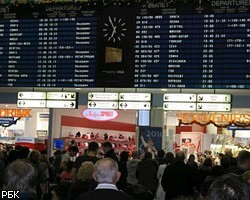 Апокалипсис в московских аэропортах: пассажиров успокаивает ОМОН