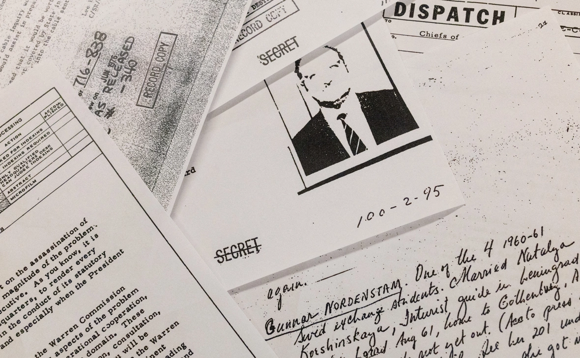 Carlos Barria / Photo illustration / Reuters