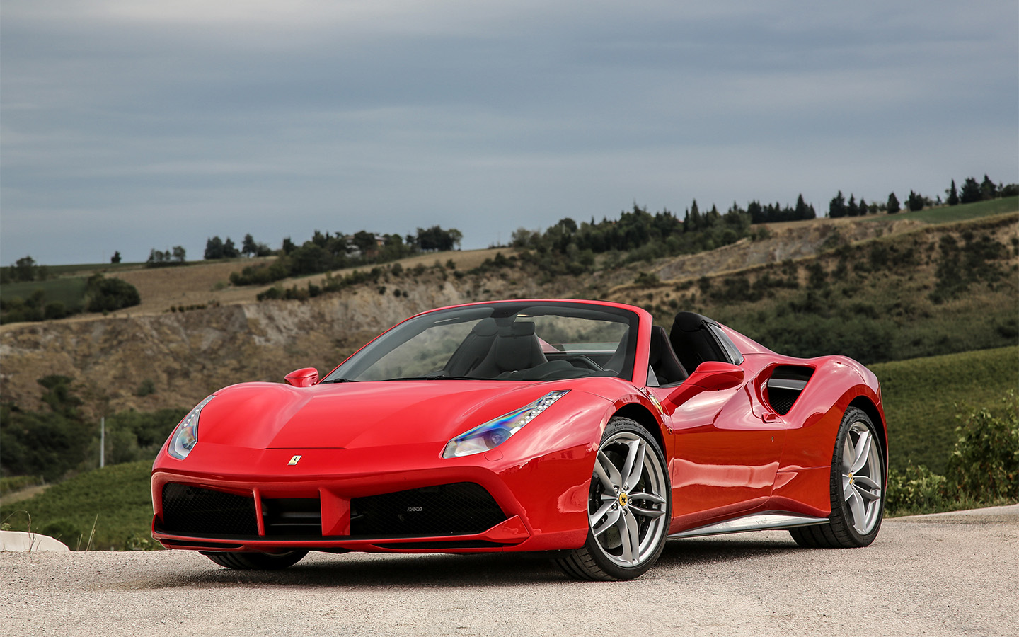 Ferrari 488 Spider стал единственным кабриолетом&nbsp;из моделей в автопарке Деппа