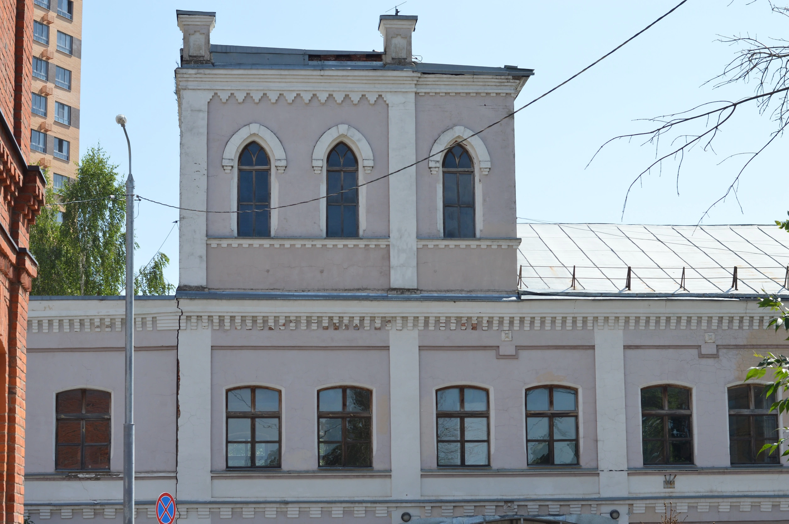 Производственный корпус фабрики «Товарищество Франца Рабенека» в Королеве, здание 1892 года постройки