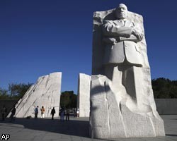 Б.Обама открыл в Вашингтоне памятник М.Л.Кингу