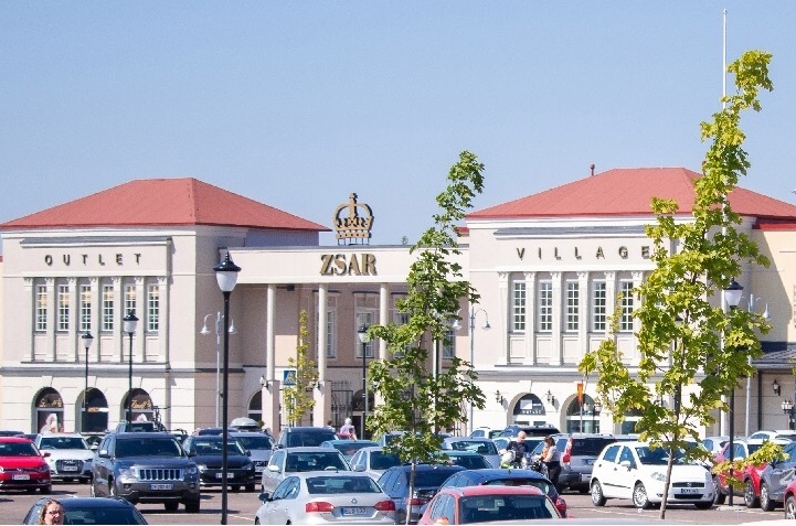 Фото: страница Zsar Outlet Village в соцсети «ВКонтакте»