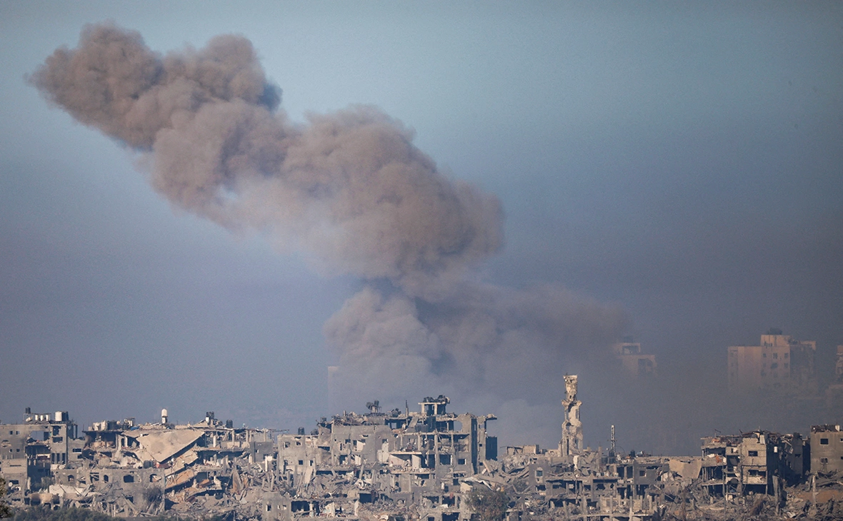 Evelyn Hockstein / Reuters