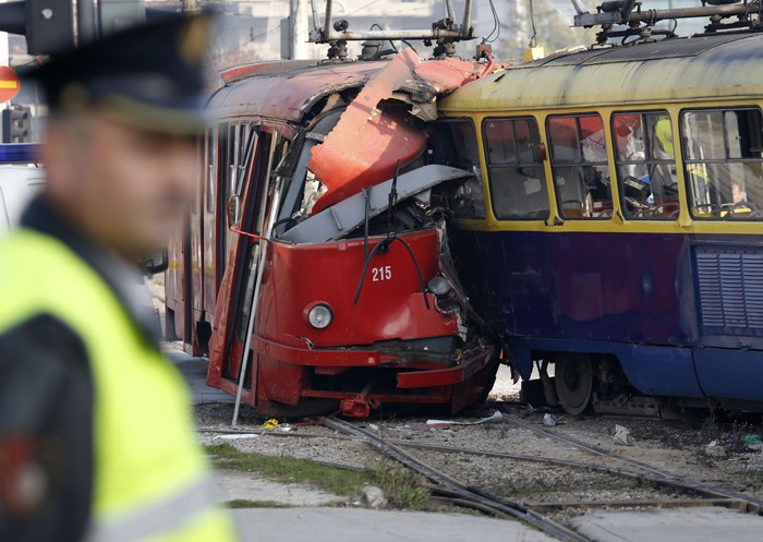 Столкновение трамваев в Сараево: 50 пострадавших