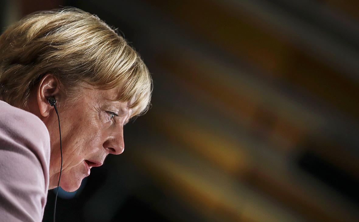 Меркель ответила на критику Шольца по газовым контрактам с Россией"/>













