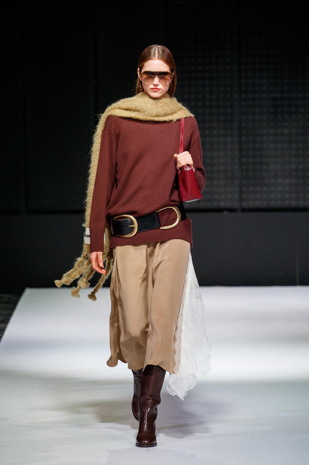 Показ TSUM Fashion Show в рамках проекта&nbsp;РБК x VOYAH Fashion Review, осень-зима 2025/26