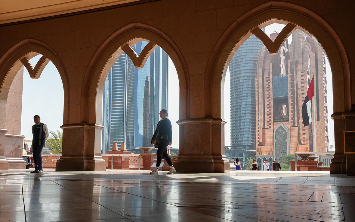 С чем Россия и Украина подошли ко второму раунду переговоров в Абу-Даби