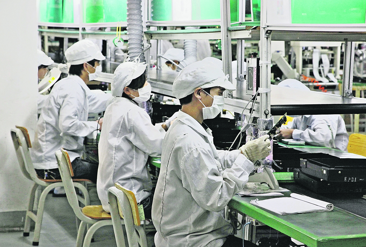 Завод электроники в Китае