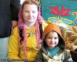 23-летняя румынка стала самой молодой бабушкой в мире. ФОТО