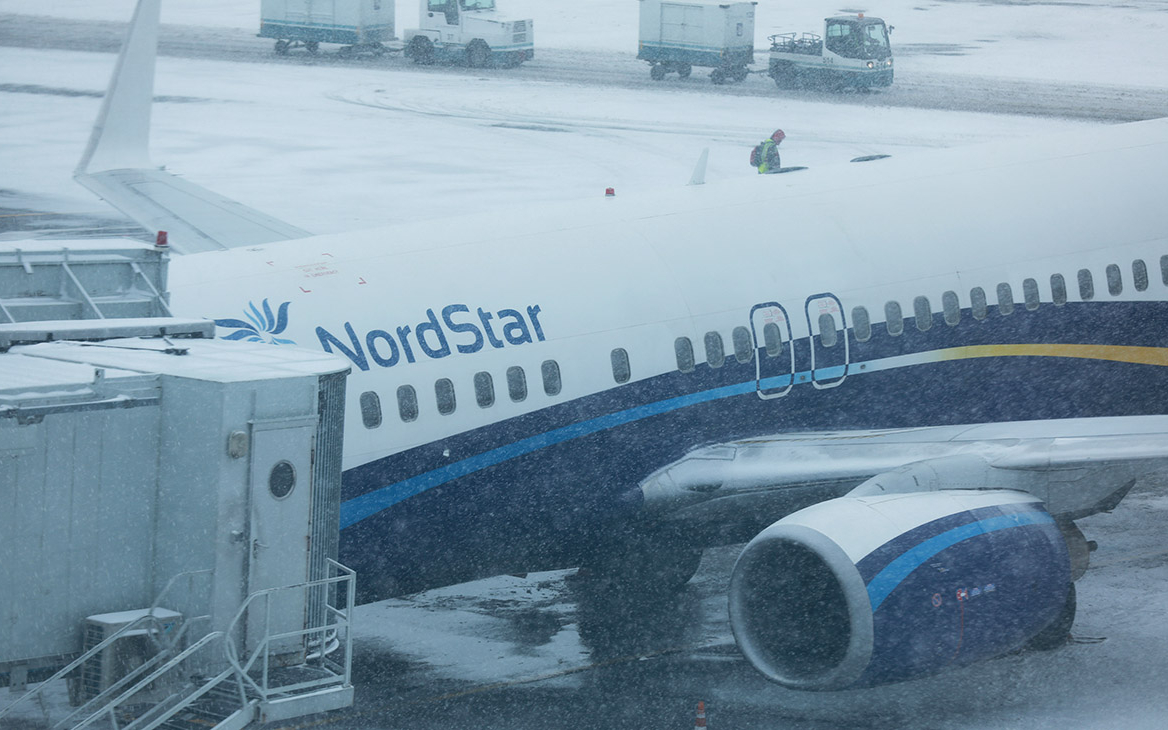 «Норникель» продал авиакомпанию NordStar менеджменту