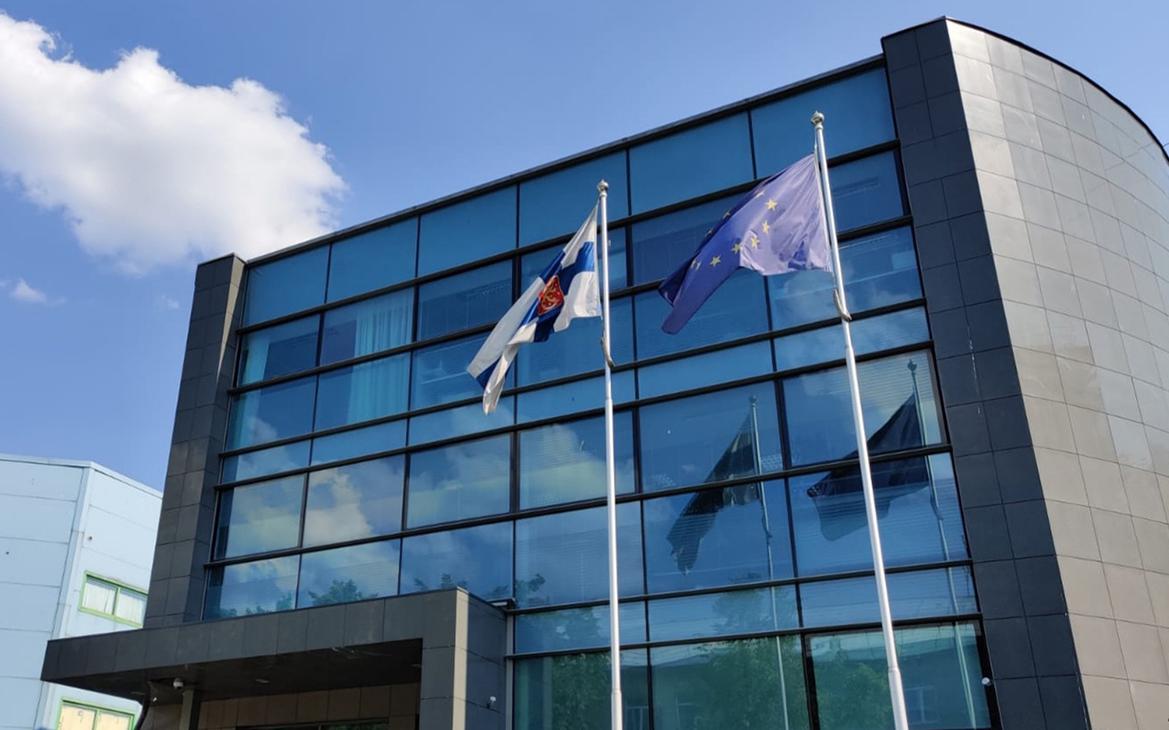 Россия закроет отделения финского консульства в Петрозаводске и Мурманске