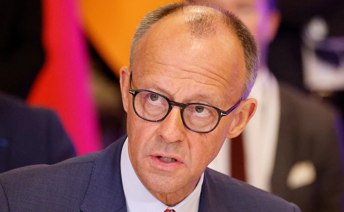 Ludovic Marin / Reuters