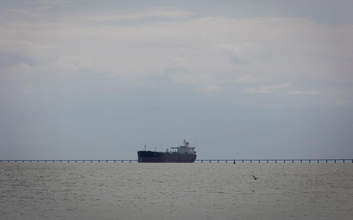 Bloomberg узнал, какие страны ЕС против санкций на перевозку нефти России