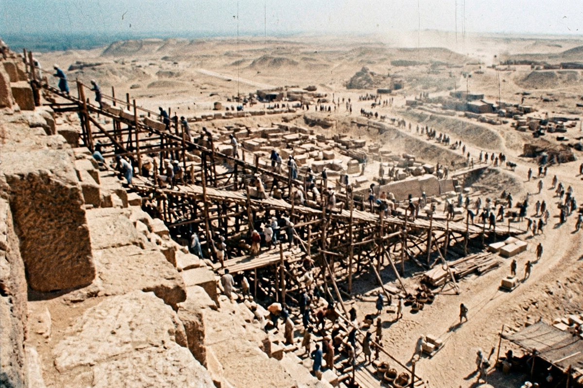 Откуда взялась идея, что пирамиду Хеопса построили пришельцы. Все сложно