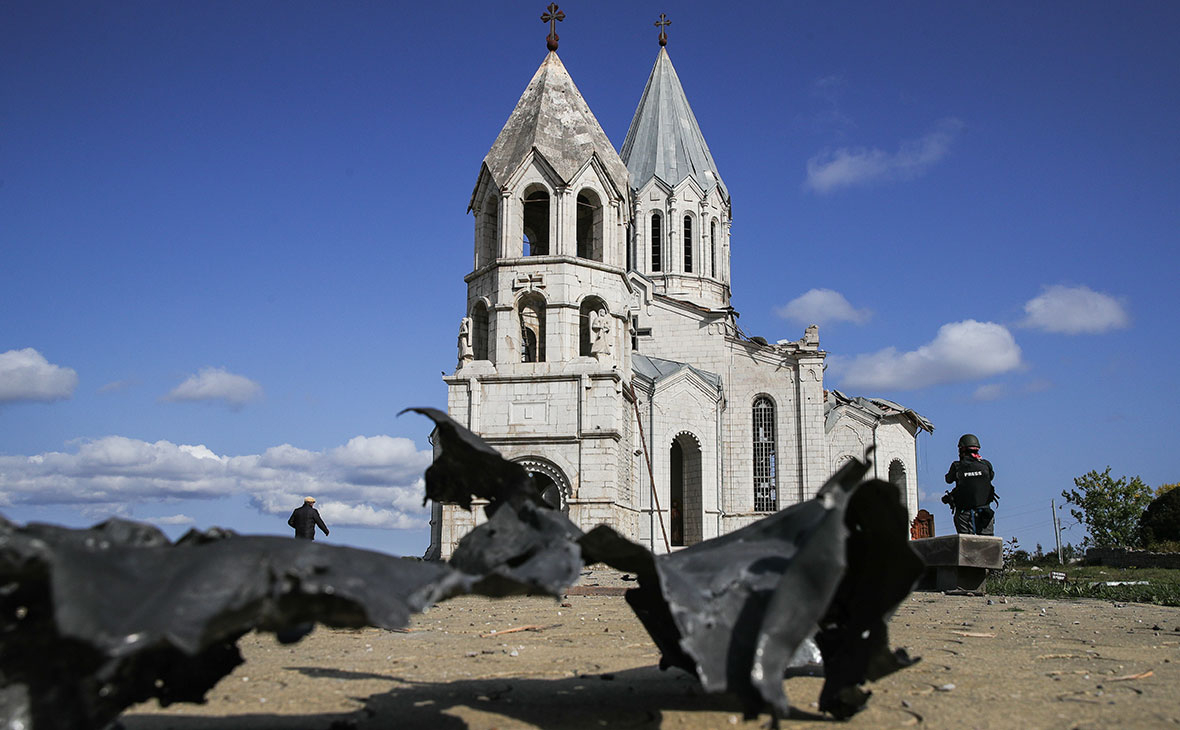Собор Святого Христа Всеспасителя после обстрела со стороны Азербайджана.&nbsp;Нагорный Карабах. Шуши