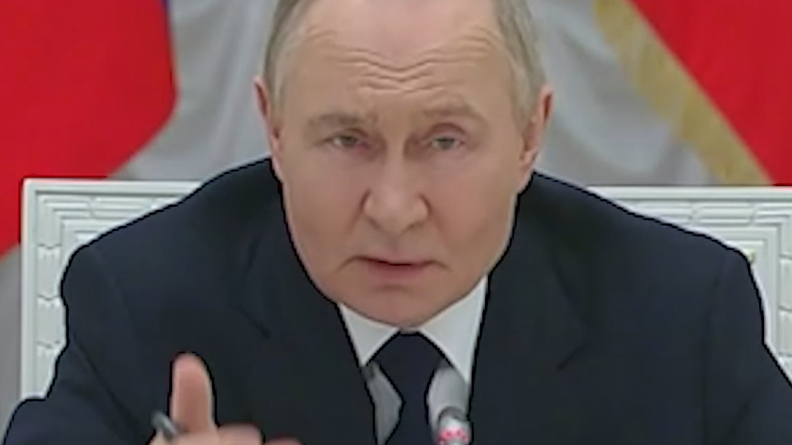Путин шуткой о КГБ ответил на идею сажать за нарушения в импортозамещении