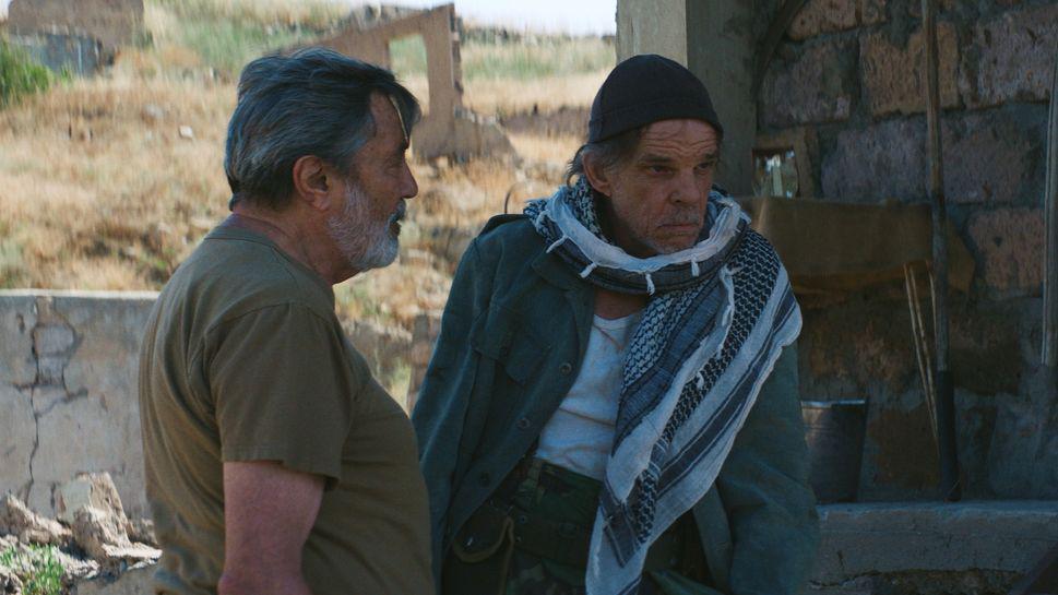 Кадр из фильма «На земле Арто»