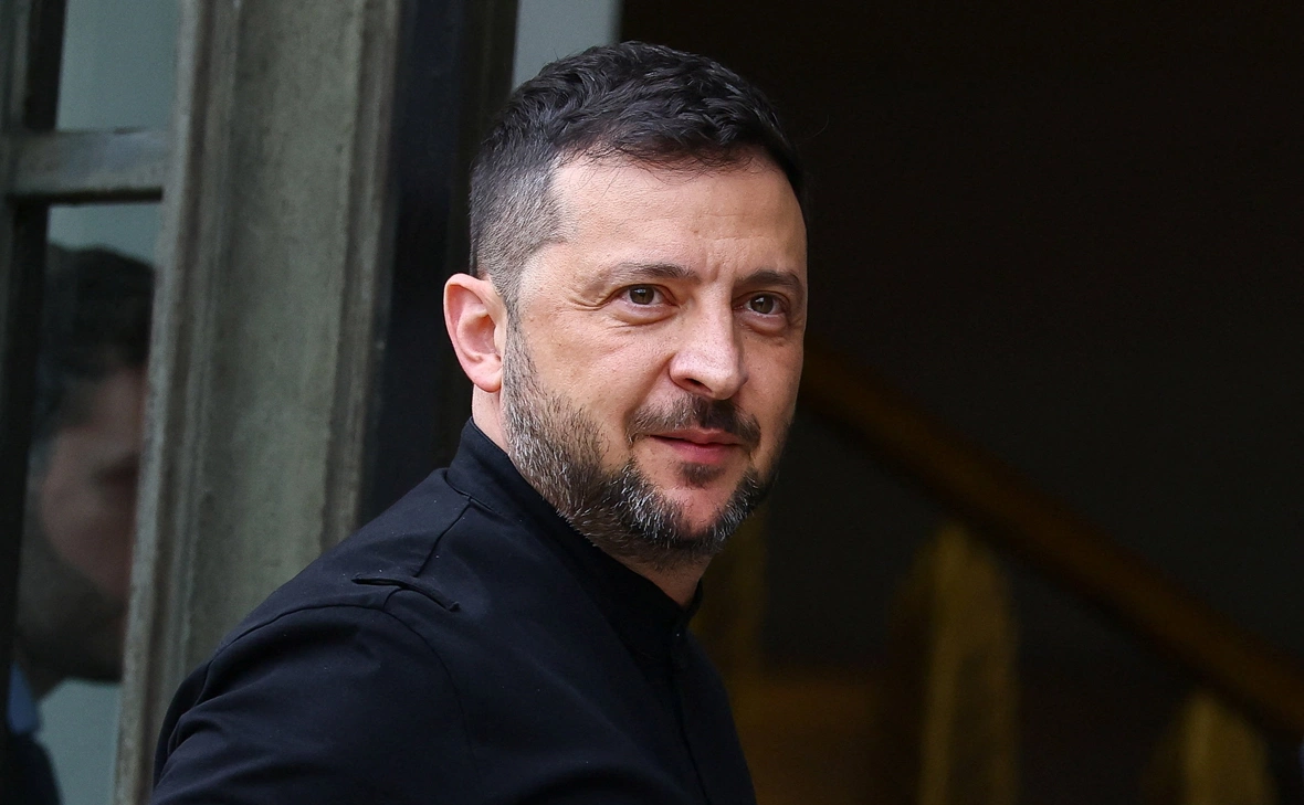 Sarah Meyssonnier / Reuters