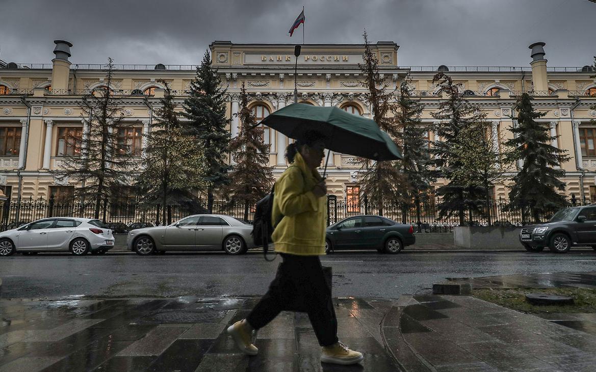 ЦБ аннулировал лицензию у дочернего банка «Сбера»