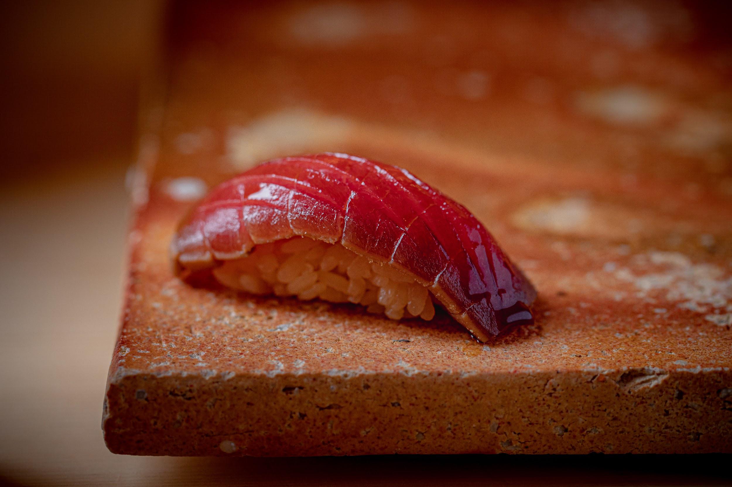 Аками дзуке в ресторане AYU