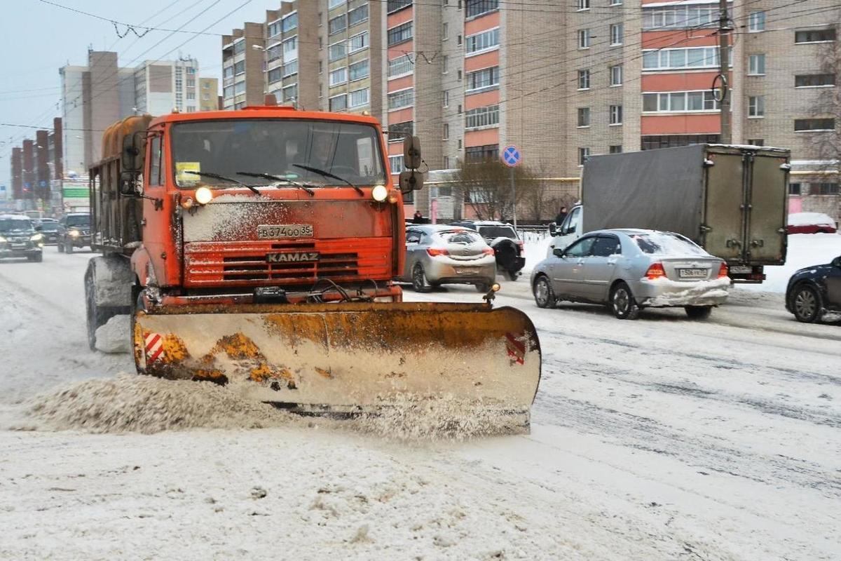 Власти Вологды разбили контракт по уборке города на несколько лотов