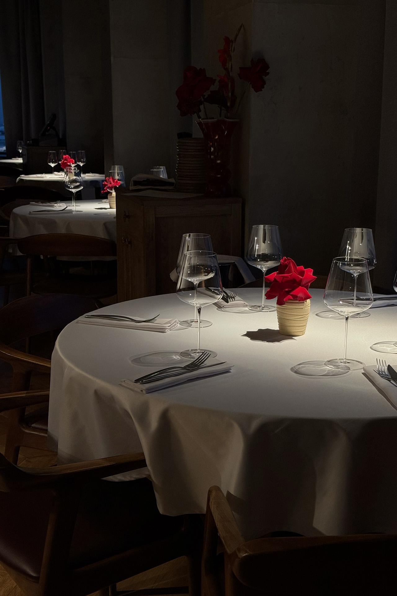 Интерьер ресторана 0.75 please