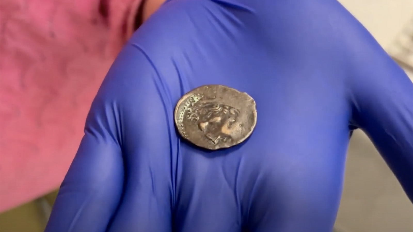 Финикийская монета