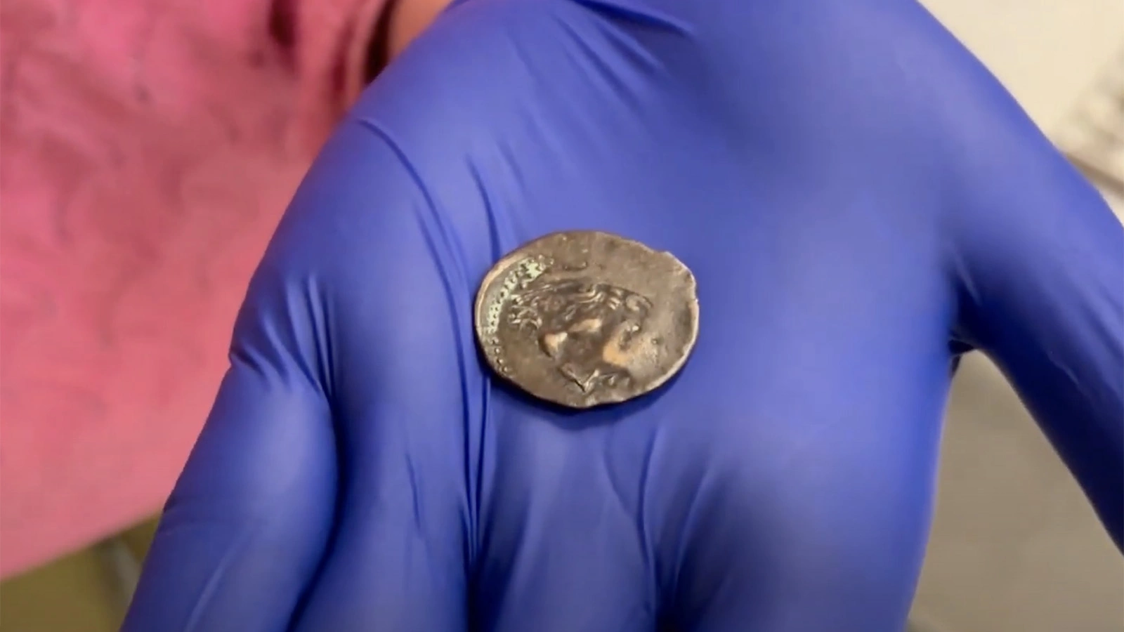 Финикийская монета