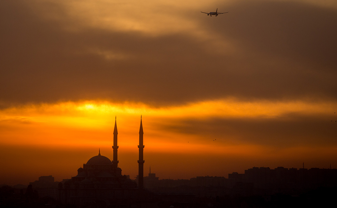 Турция с 1 июня отменила требование о ПЦР и экспресс-тестах для туристов