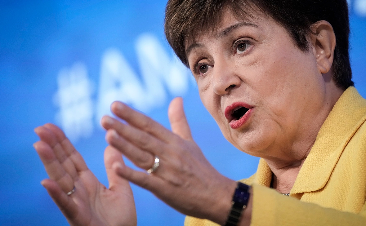 Drew Angerer / Getty Images