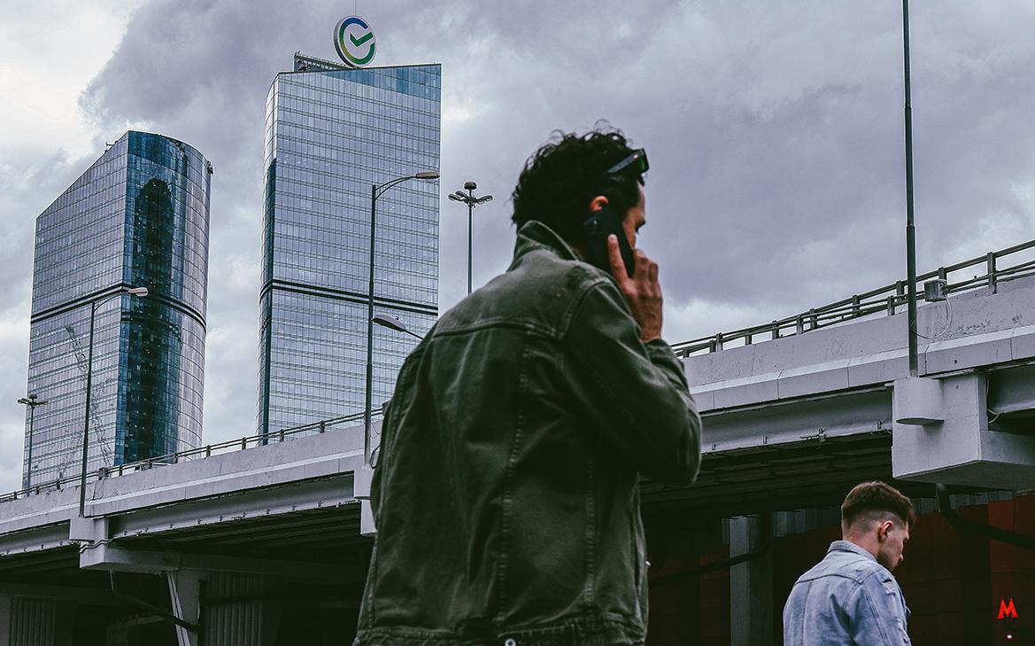 «Сбер» допустил пересмотр тарифов для клиентов из-за НДС по картам