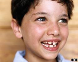 Дети жертвуют молочные зубы на протезы
