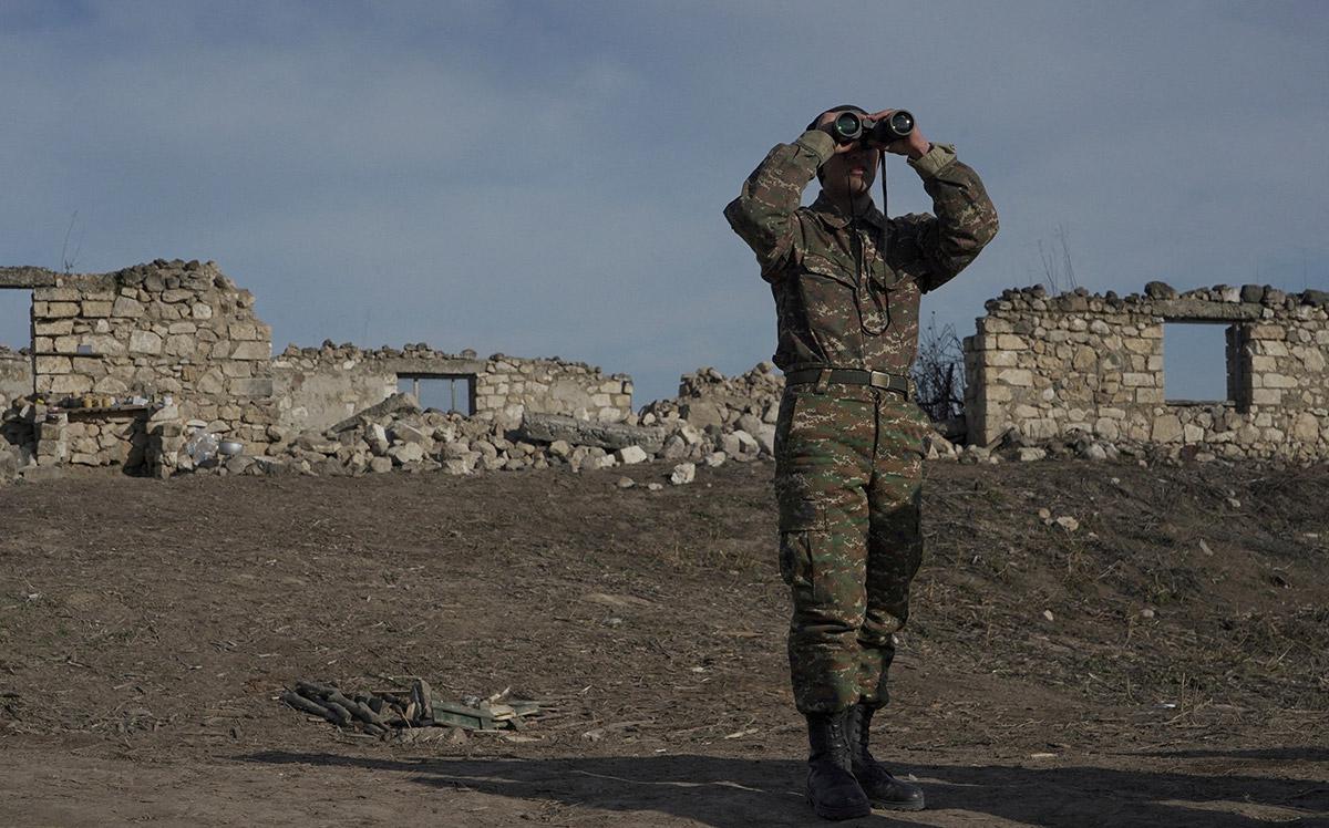 Армения заявила о стабильной ситуации на границах на фоне боев в Карабахе