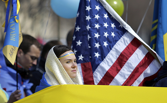 Митинг у Белого дома&nbsp;в поддержку политики США в отношении Украины, Вашингтон

Архивное фото&nbsp;&nbsp;
