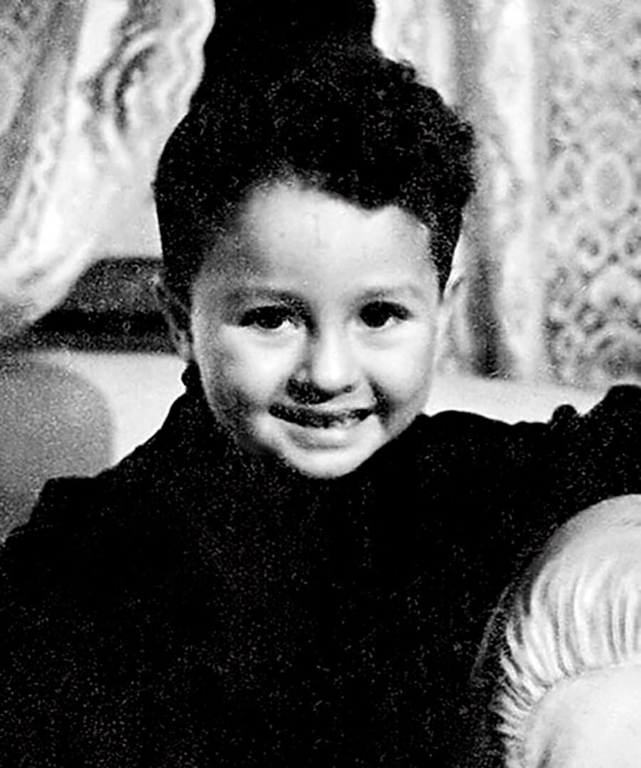 Леонид Якубович в детстве 