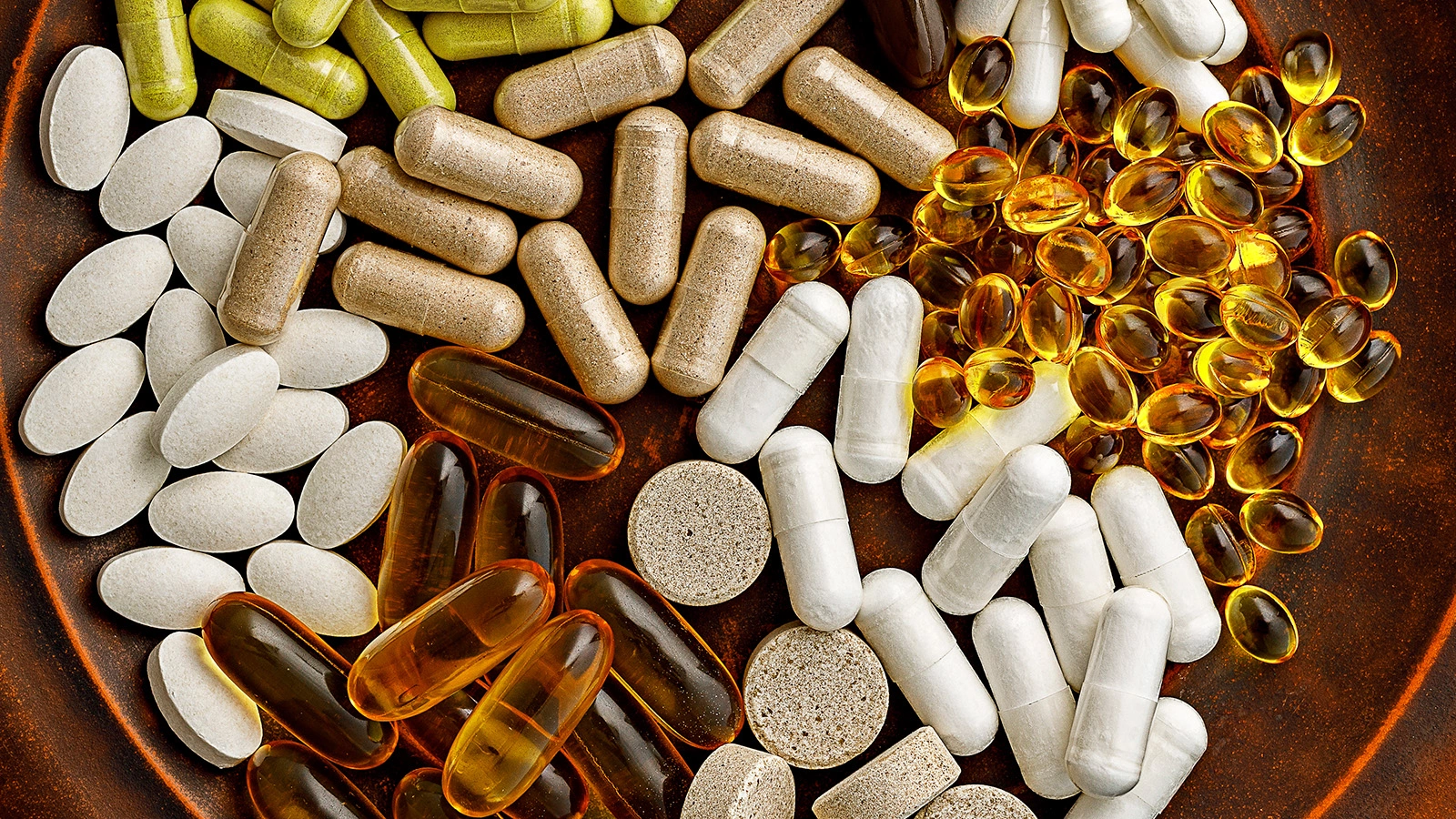 Роспотребнадзор подготовил основания для ограничения продажи БАДов